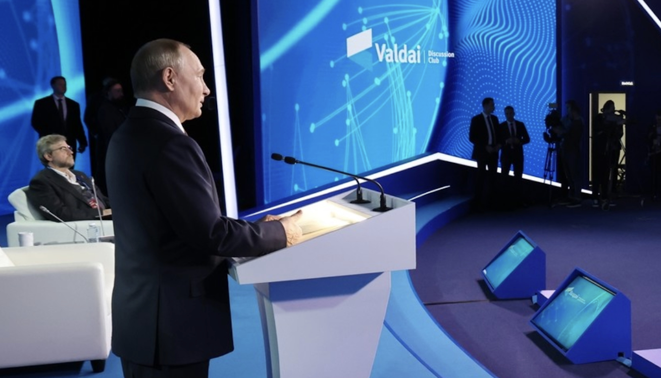 “Multipolar World Order, Anachronistic NATO in Ukraine and Courageous Trump”. Highlights from Putin’s talk at the Valdai forum