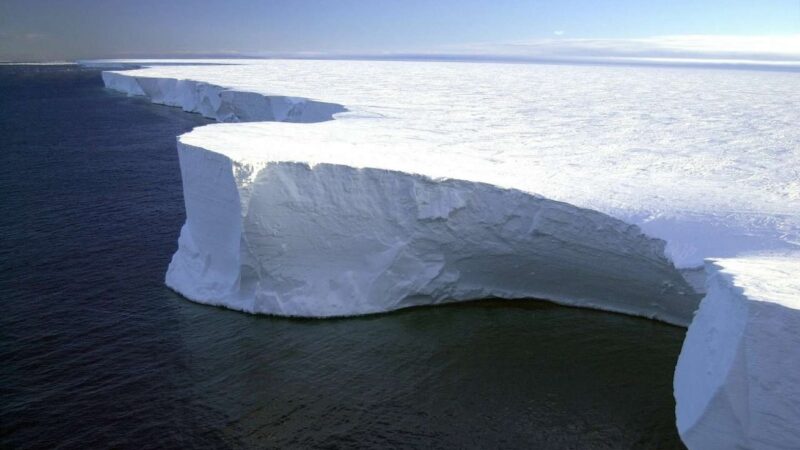 PSICOSI CLIMATICA SFATATA!  Il Ghiaccio Marino dell’Antartide è Aumentato negli ultimi Anni. Studio Scientifico